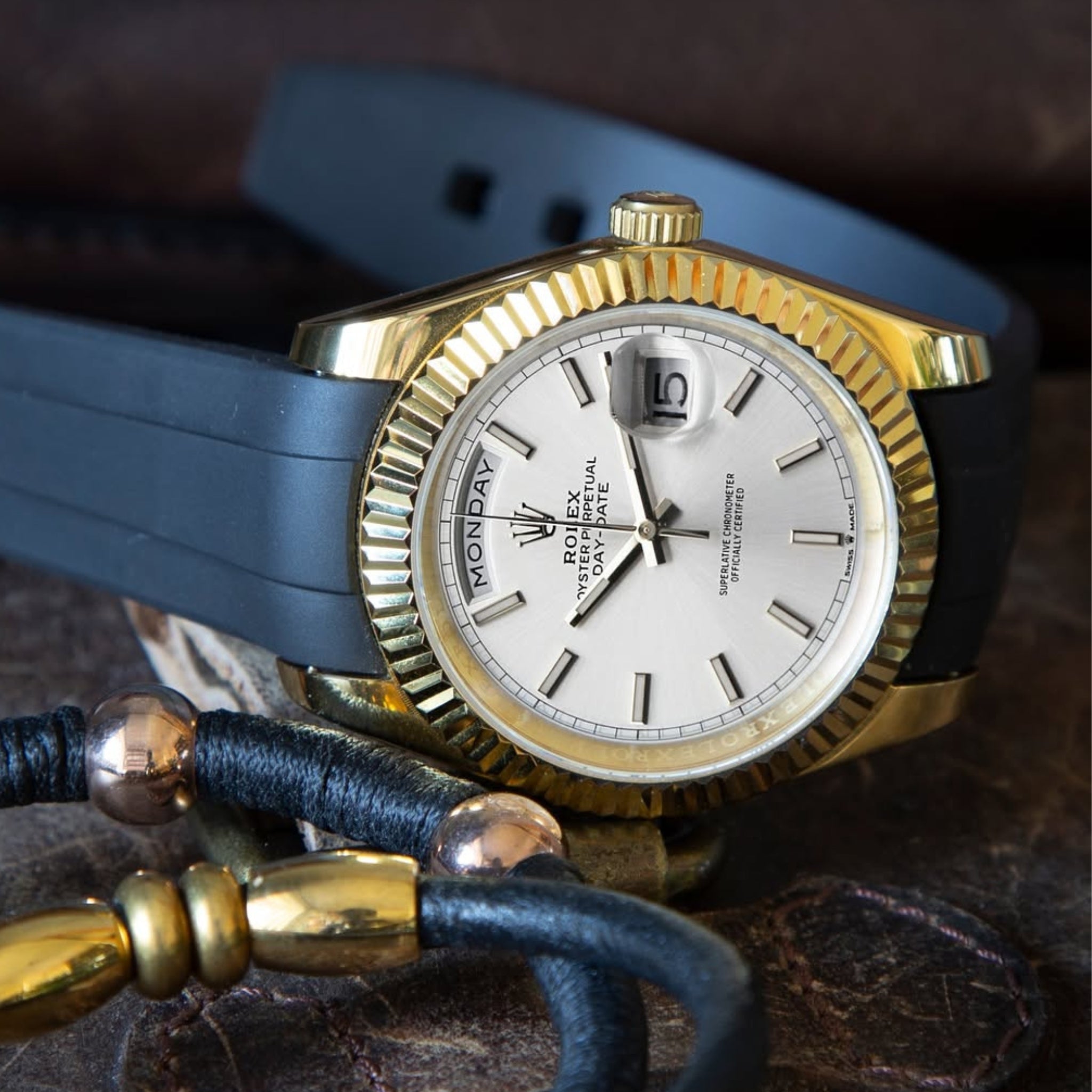 Kautschukarmband für Rolex Day - Date 40mm – Dunkel Blau - Helvetus DE