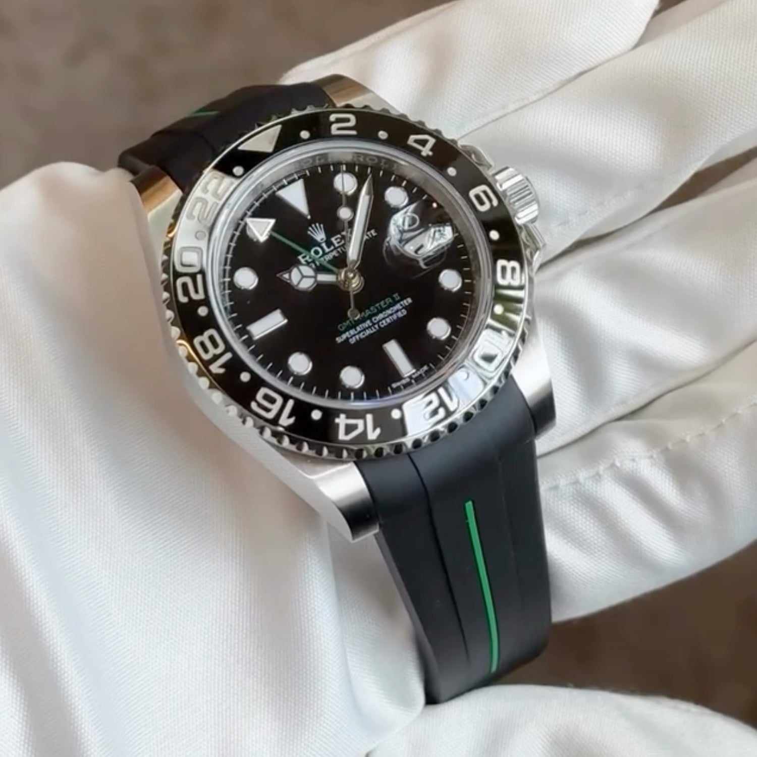 Kautschukarmband für Rolex GMT - Master II in Schwarz mit Grüner Linie | LuxLine® - Helvetus DE