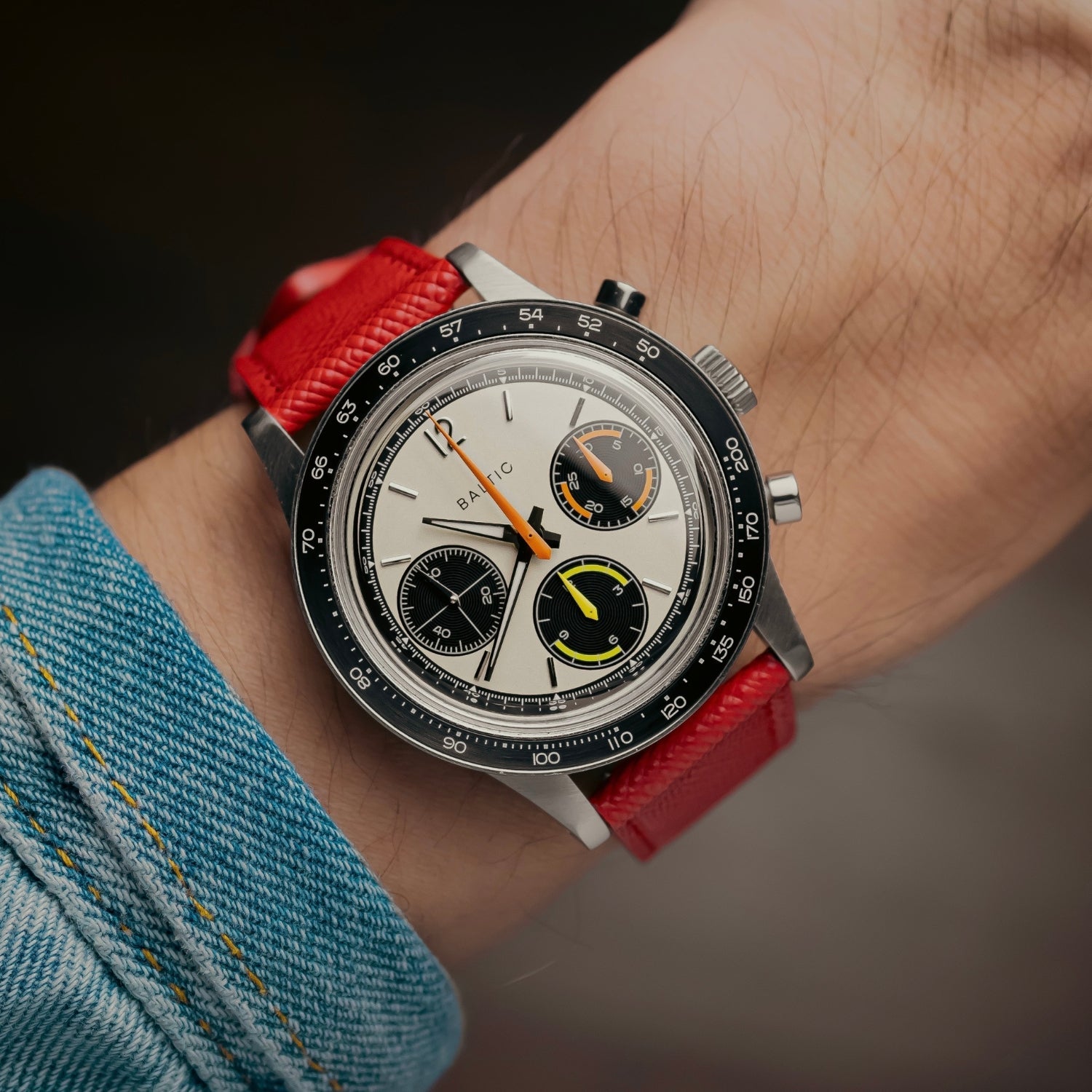 Rotes Leder Uhrenarmband – Handgefertigtes Ersatzband – Helvetus® - Helvetus DE