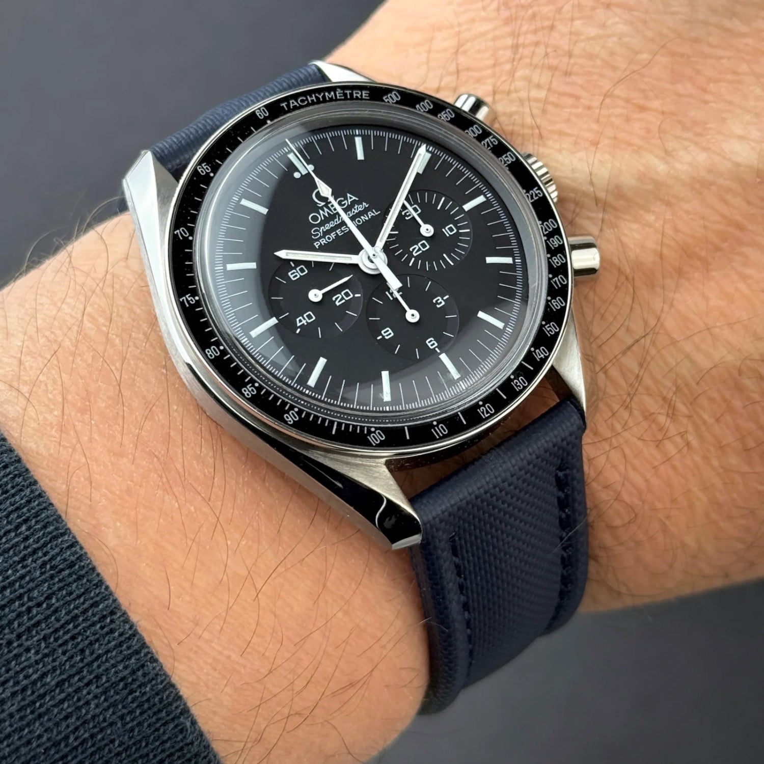 Sailcloth FKM Kautschuk Armband – Dunkel Blau – MarinerTex™ von Helvetus® - Helvetus DE