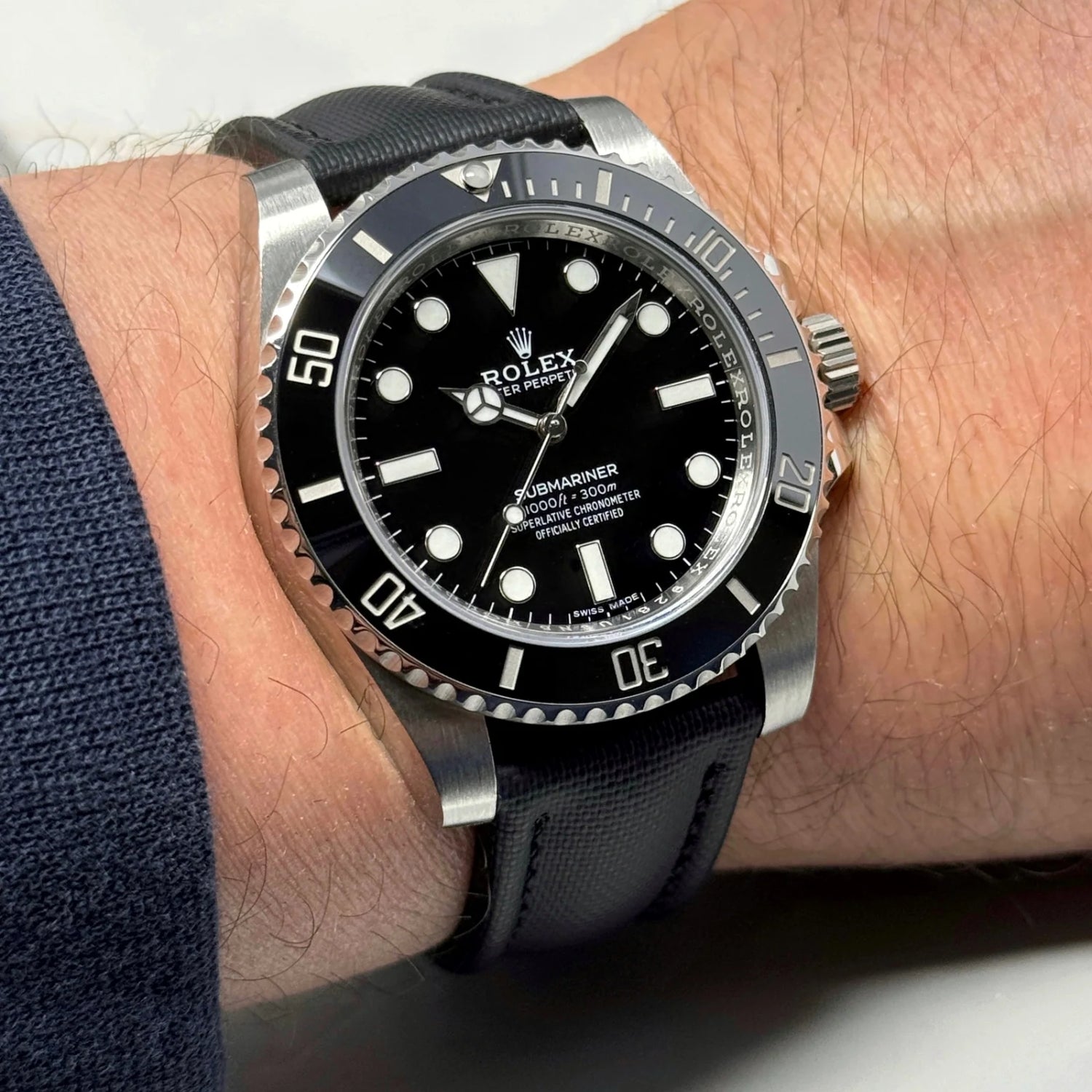 Sailcloth FKM Kautschuk Armband – Schwarz – MarinerTex™ von Helvetus® - Helvetus DE